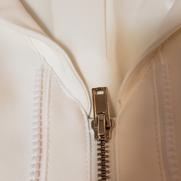 Jacket - Picture 6 of 6